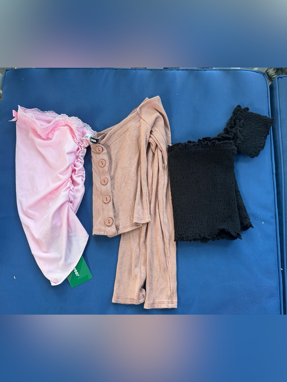 3-Piece Women's Tops Bundle — Pink, Tan, Black Size XS